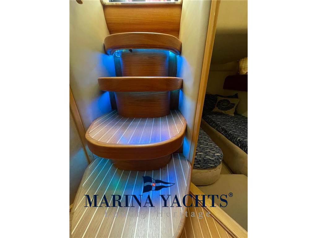 Princess yachts V55