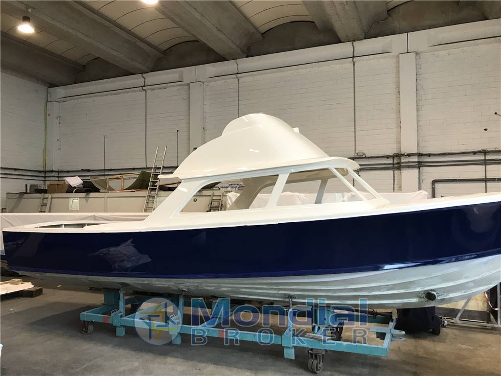 Bertram 31