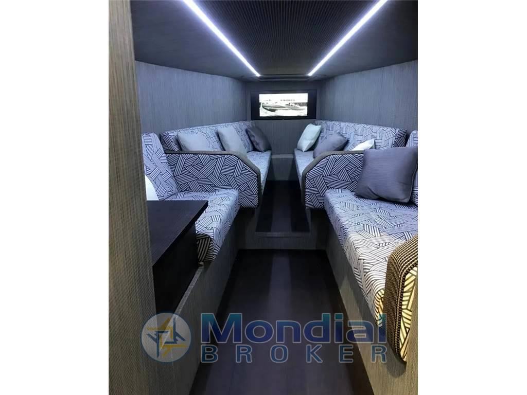 Dipiu boats F 900