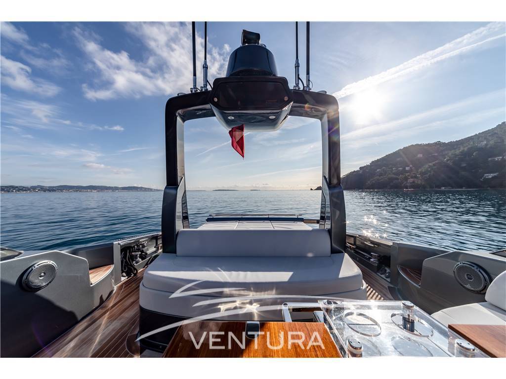 Riva Rivale 56