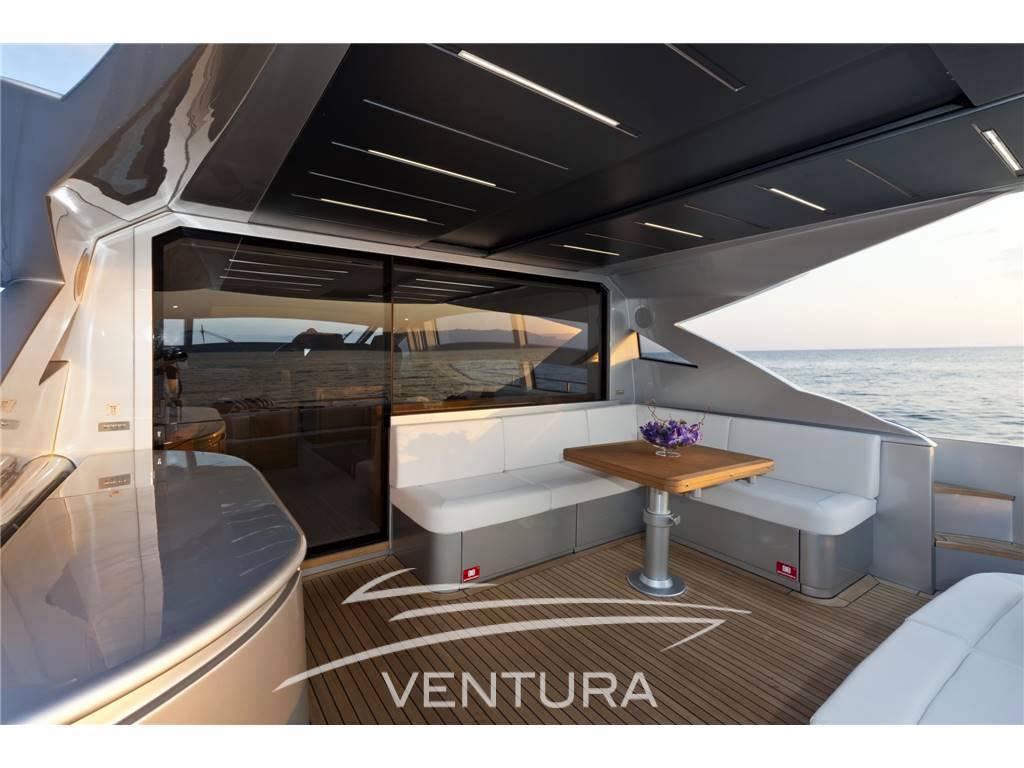 Pershing yacht Pershing 74 sport fly