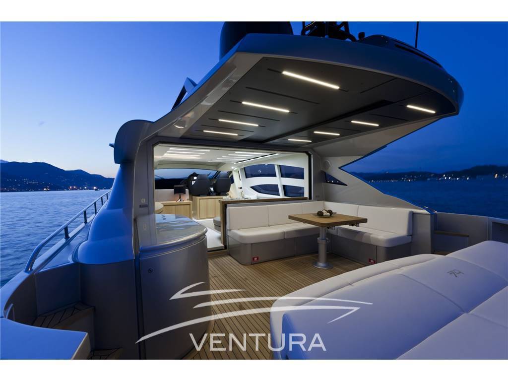 Pershing yacht Pershing 74 sport fly