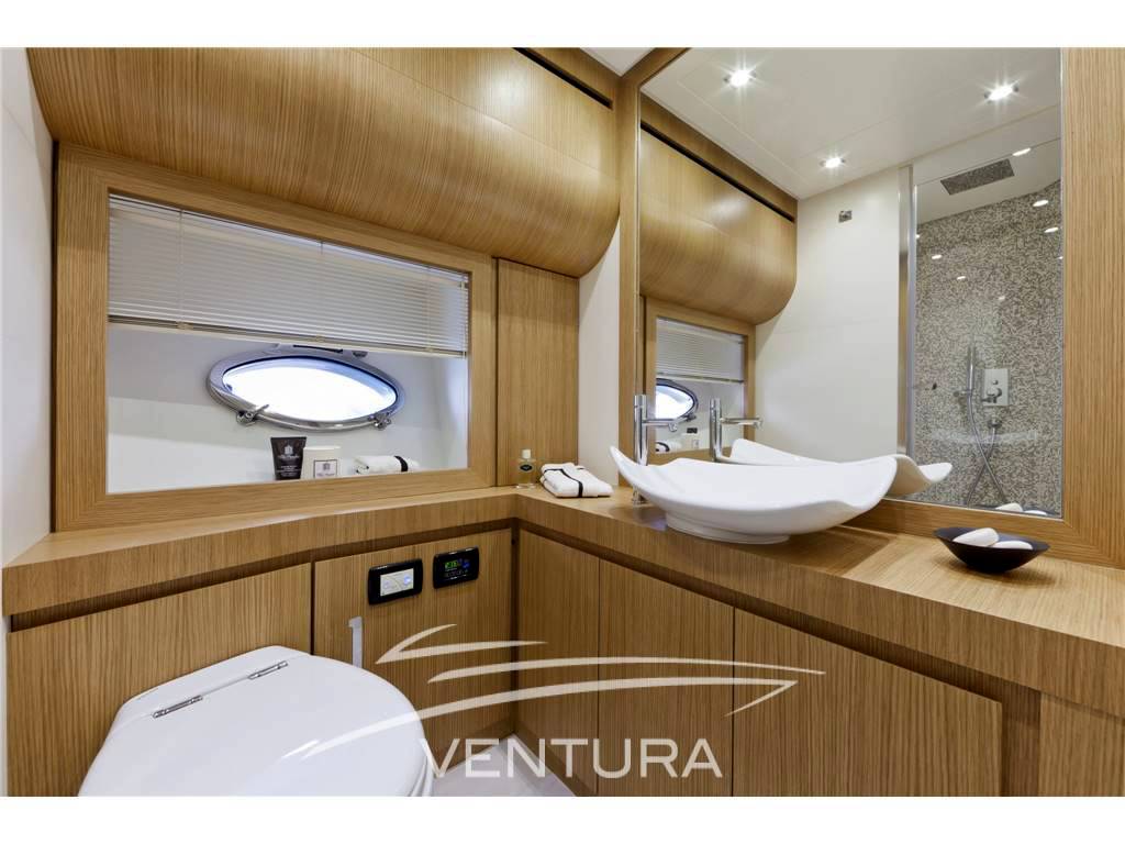 Pershing yacht Pershing 74 sport fly