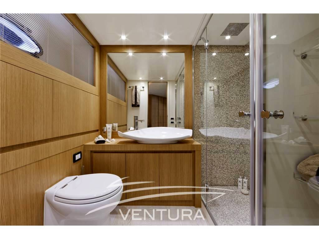 Pershing yacht Pershing 74 sport fly