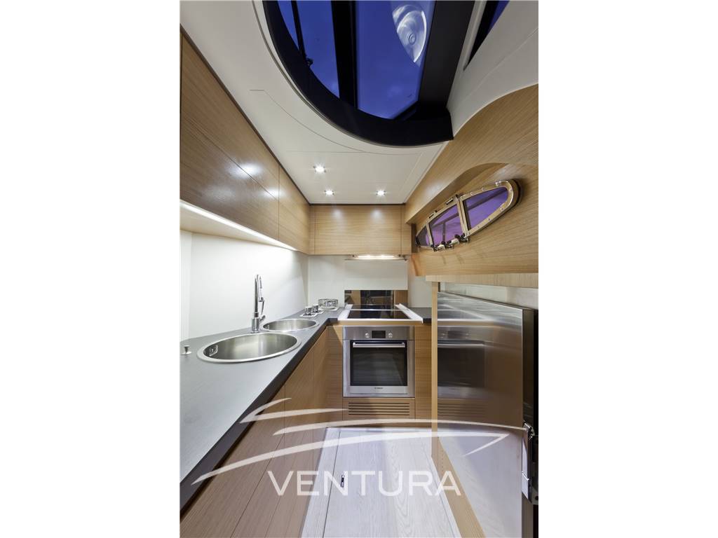 Pershing yacht Pershing 74 sport fly