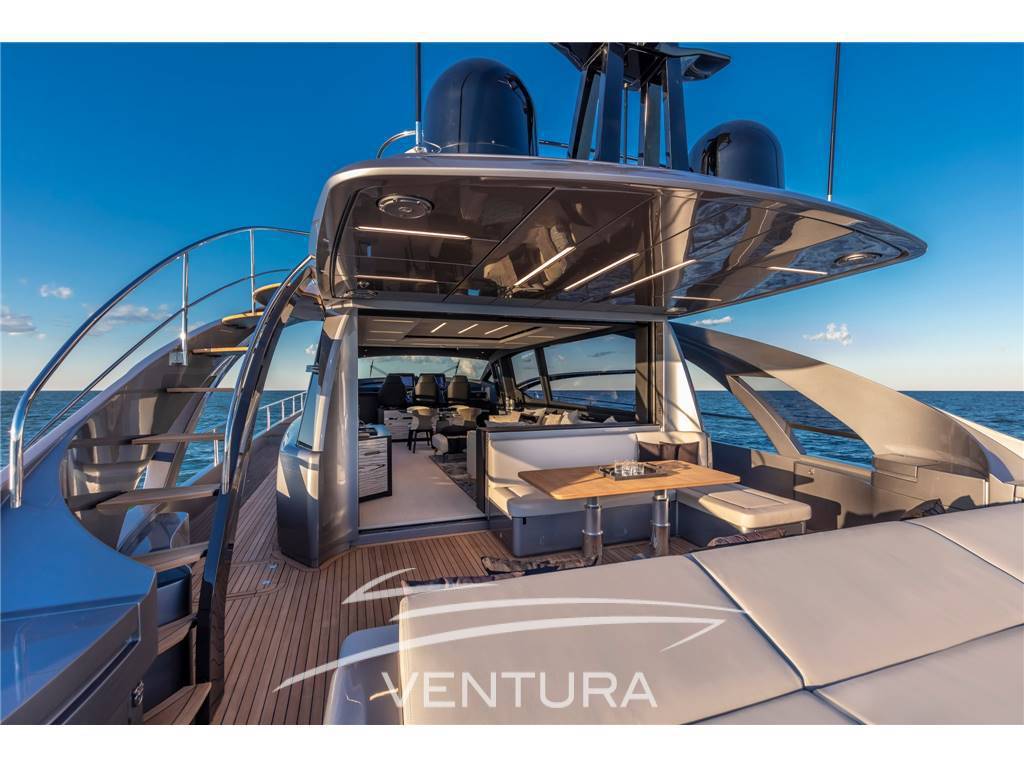 Pershing yacht Pershing 8x