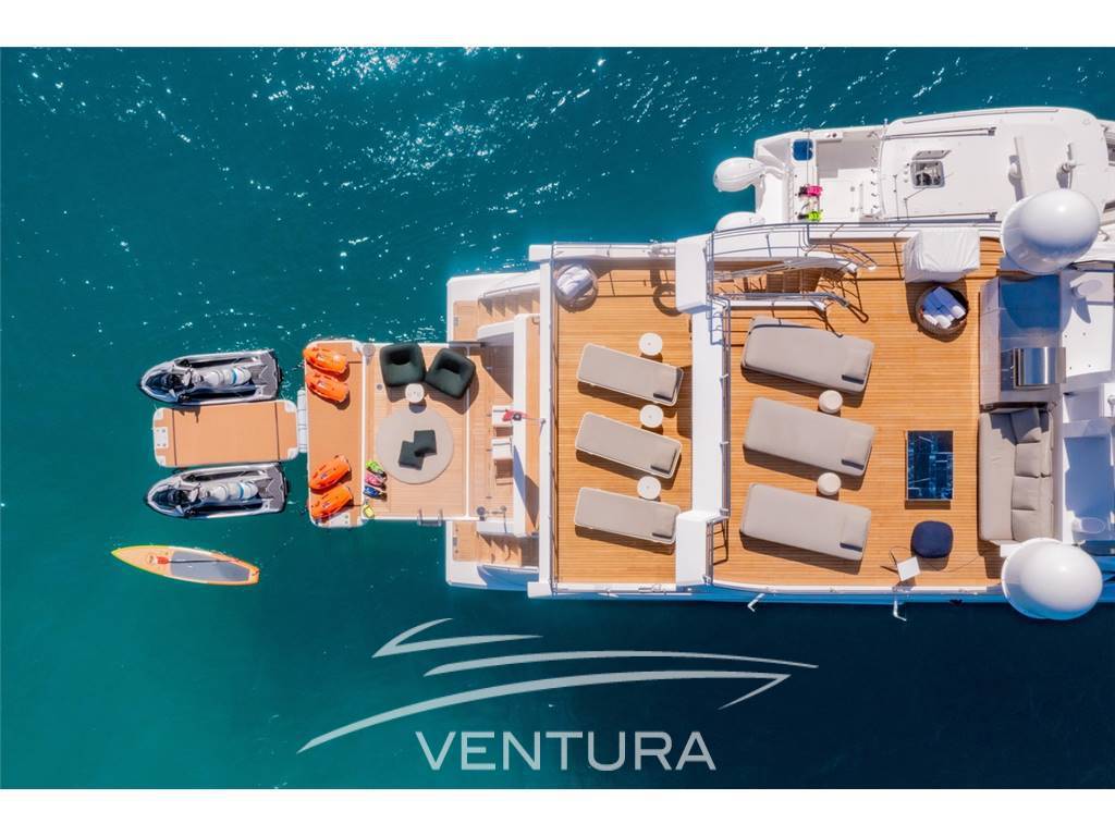 Azimut Grande 35