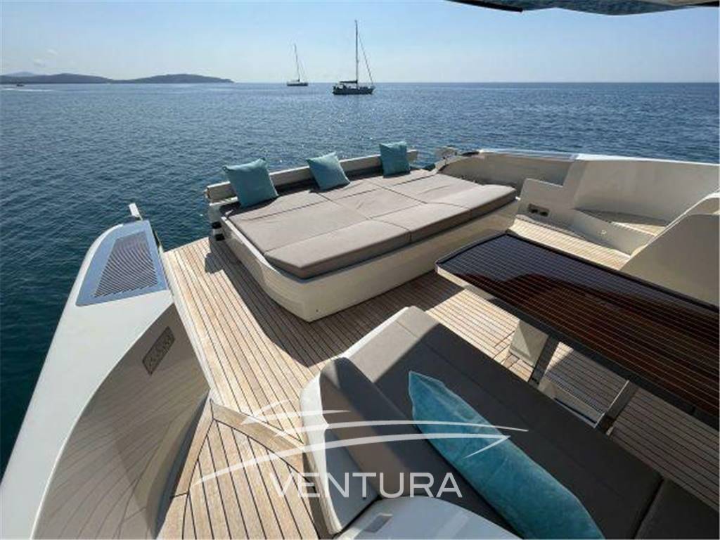 Riva Perseo 76