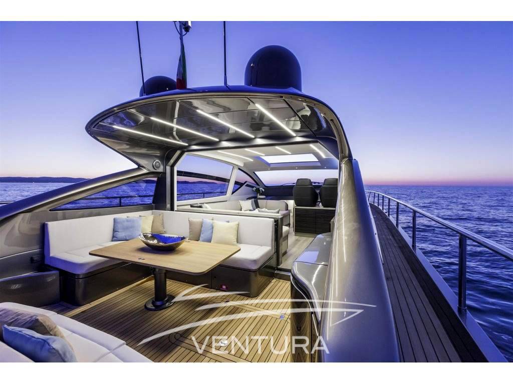 Pershing 62