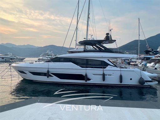 Ferretti yachts 720