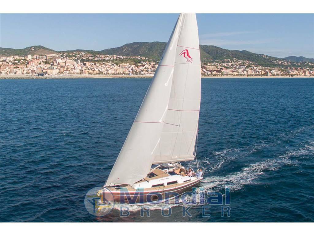 Hanse 388