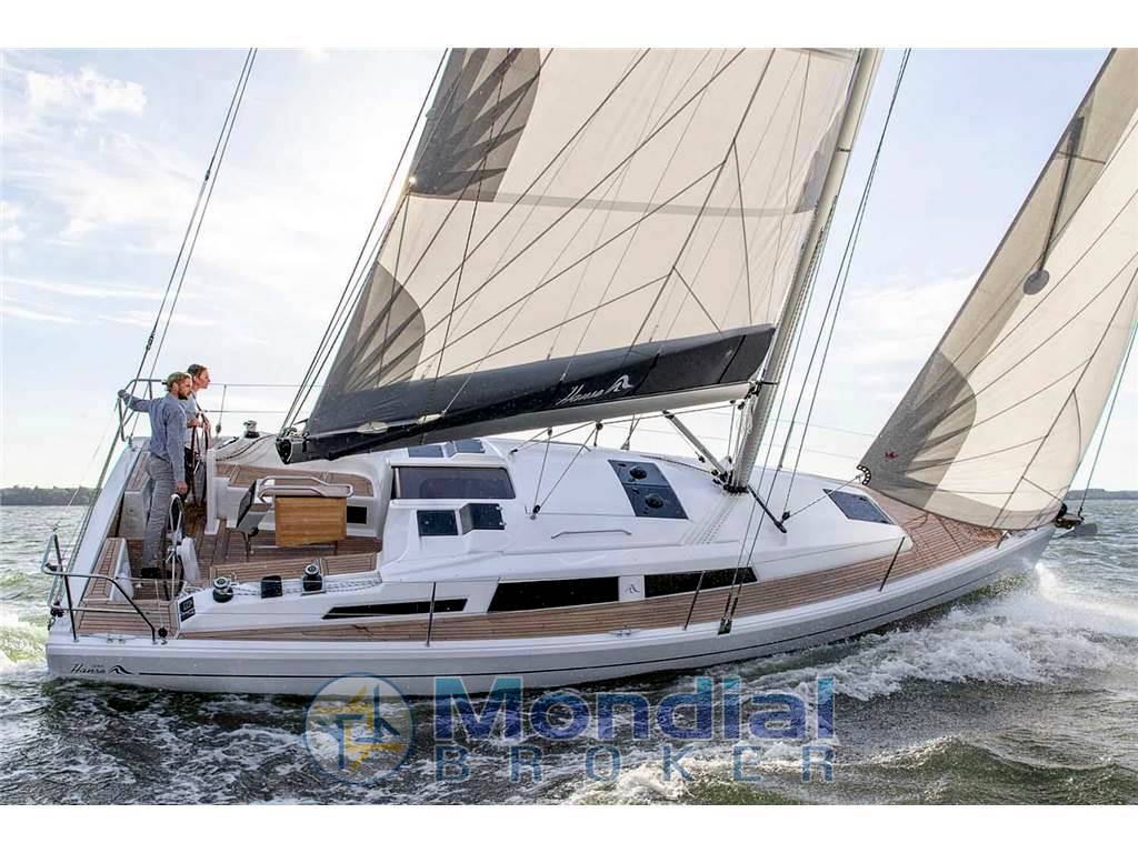 Hanse 348