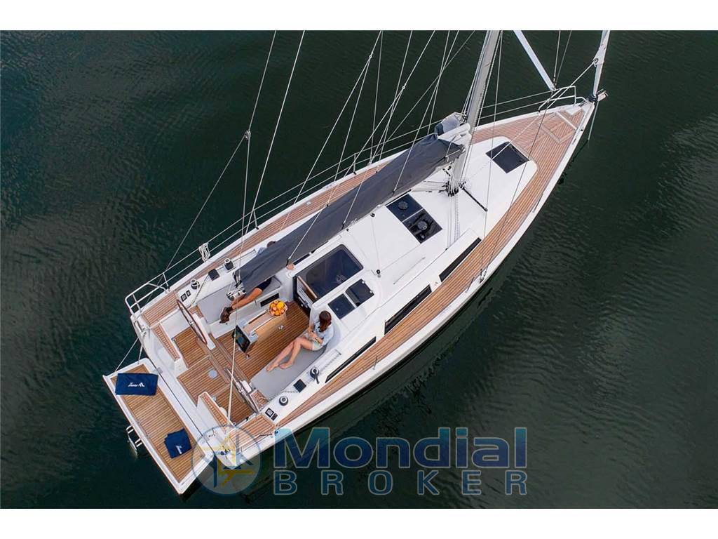 Hanse 348