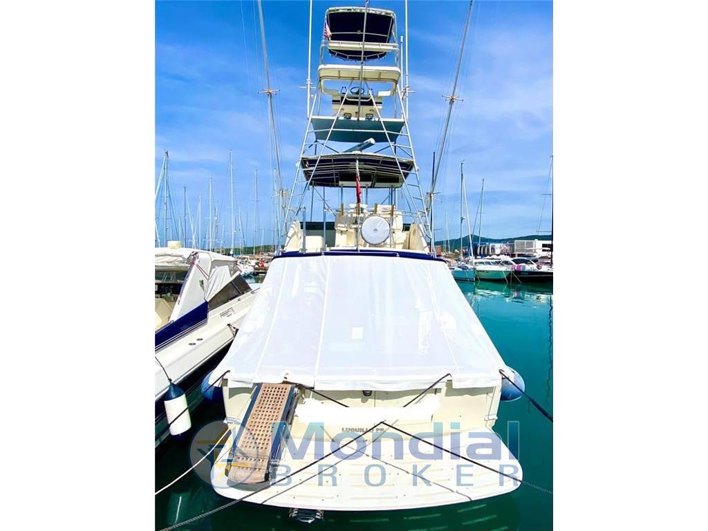 Hatteras 41 convertible