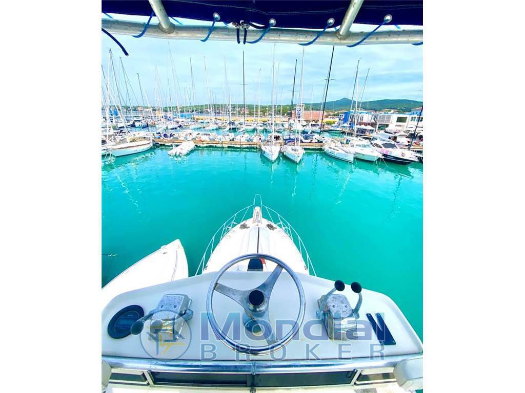Hatteras 41 convertible