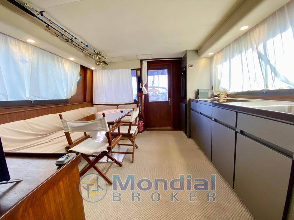 Hatteras 41 convertible