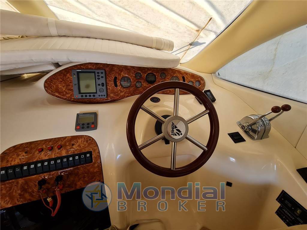 Azimut 39