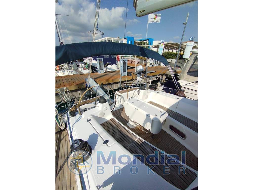 Bavaria 44