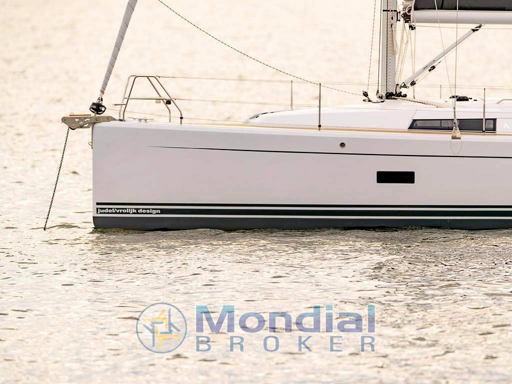 Hanse 348