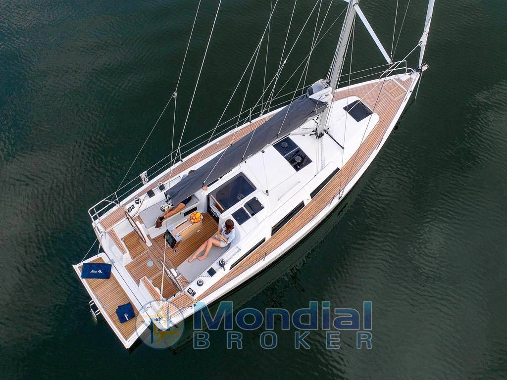 Hanse 348