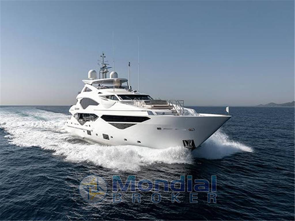 Sunseeker 131 yacht