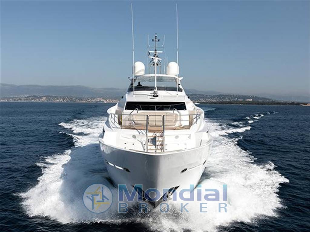 Sunseeker 131 yacht