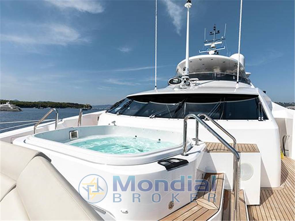 Sunseeker 131 yacht