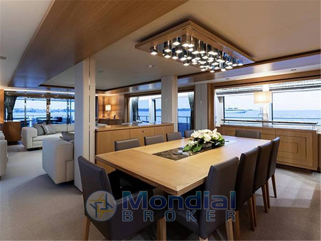 Sunseeker 131 yacht