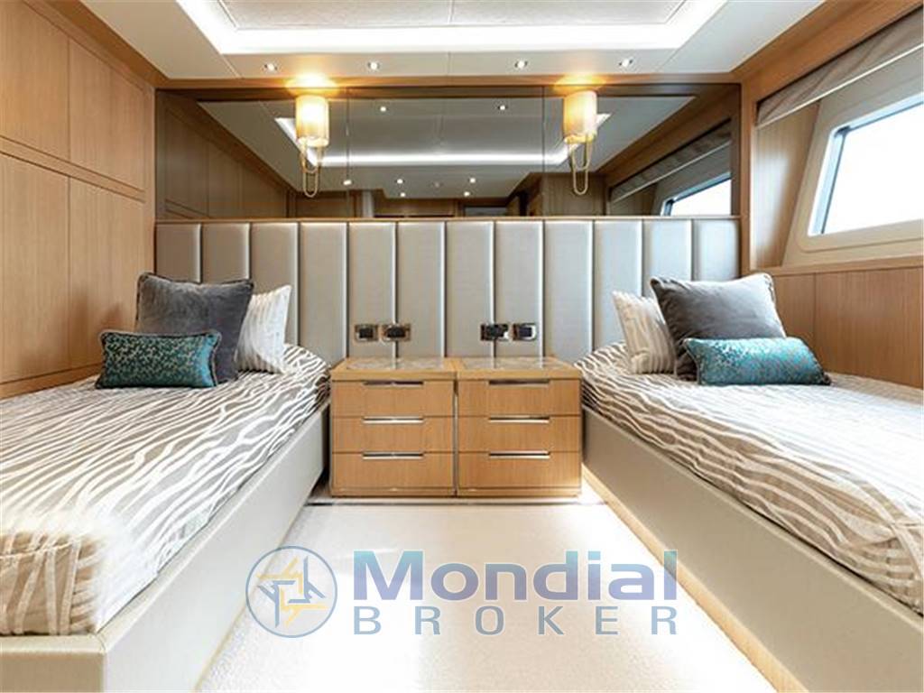 Sunseeker 131 yacht