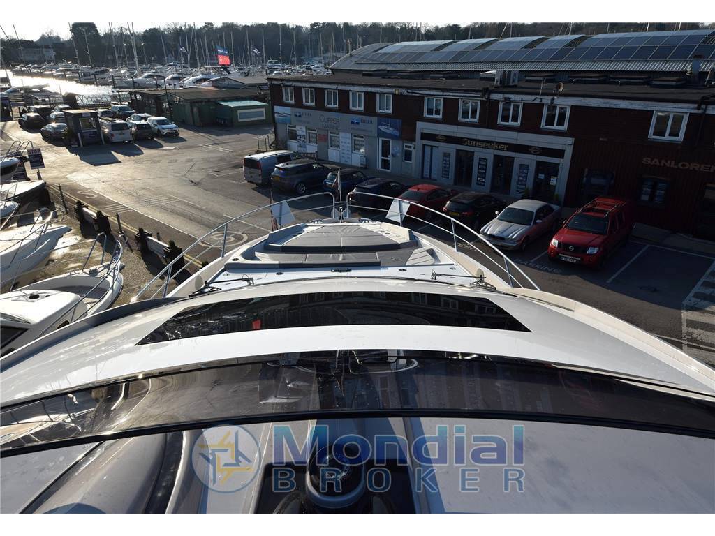 Sunseeker 65 sport yacht