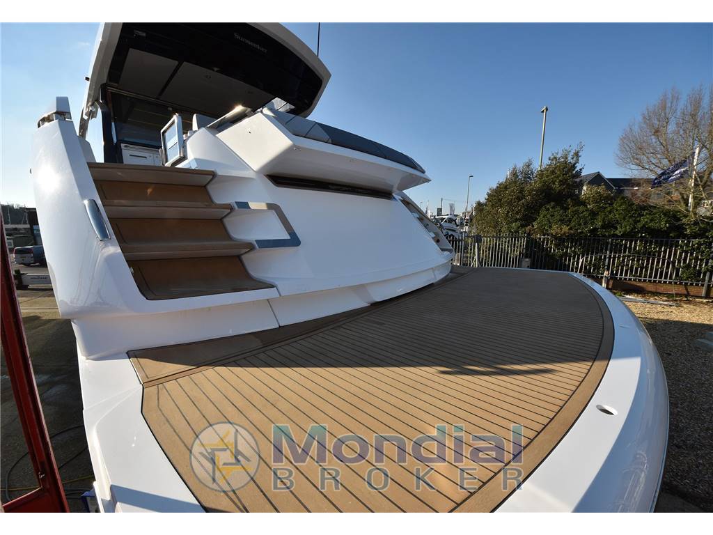 Sunseeker 65 sport yacht