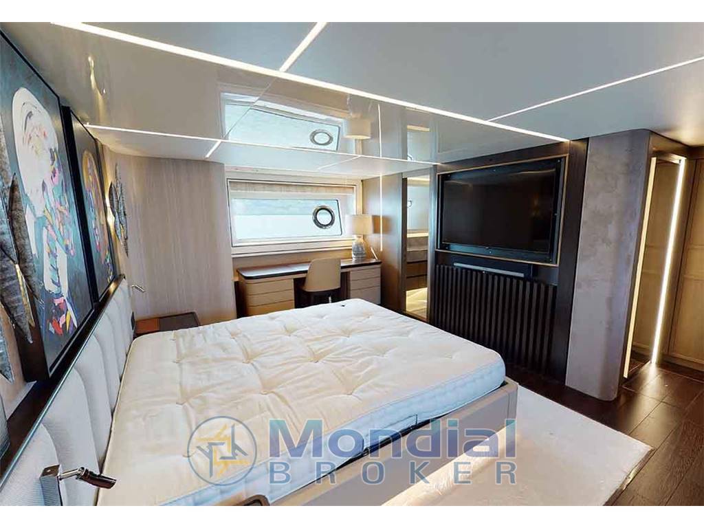 Sunseeker 90 ocean