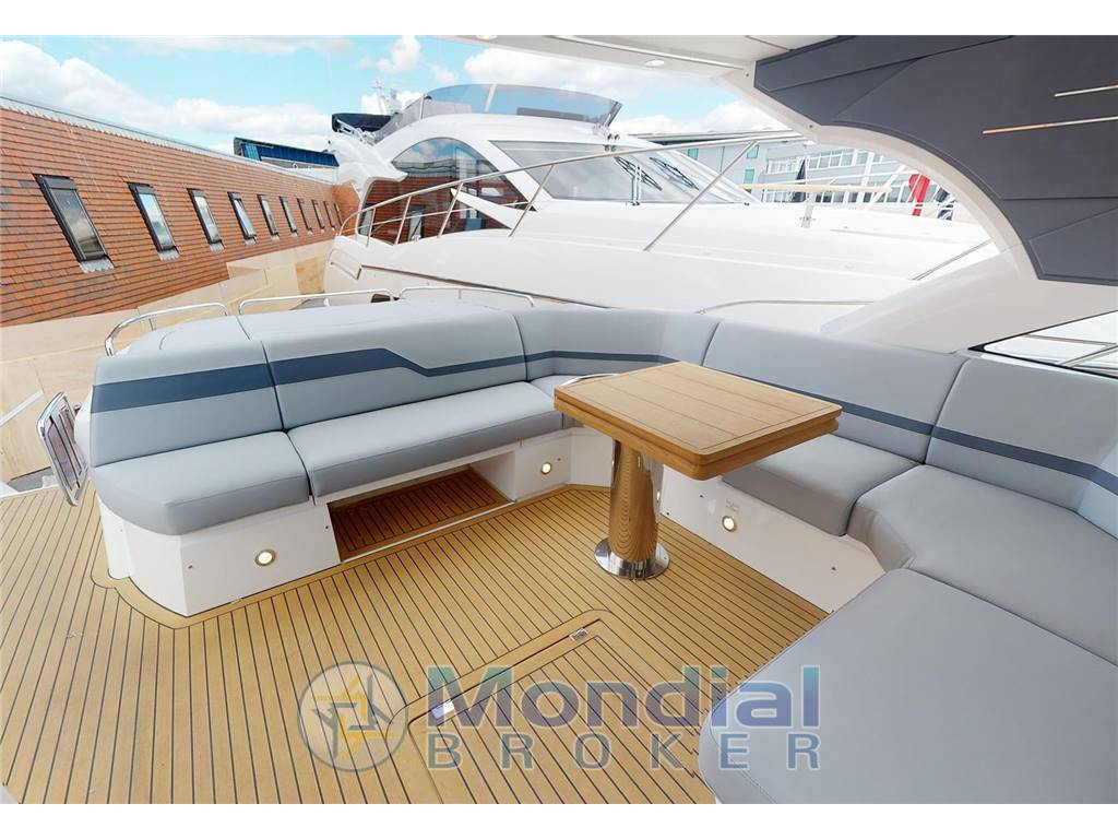 Sunseeker Predator 60 evo