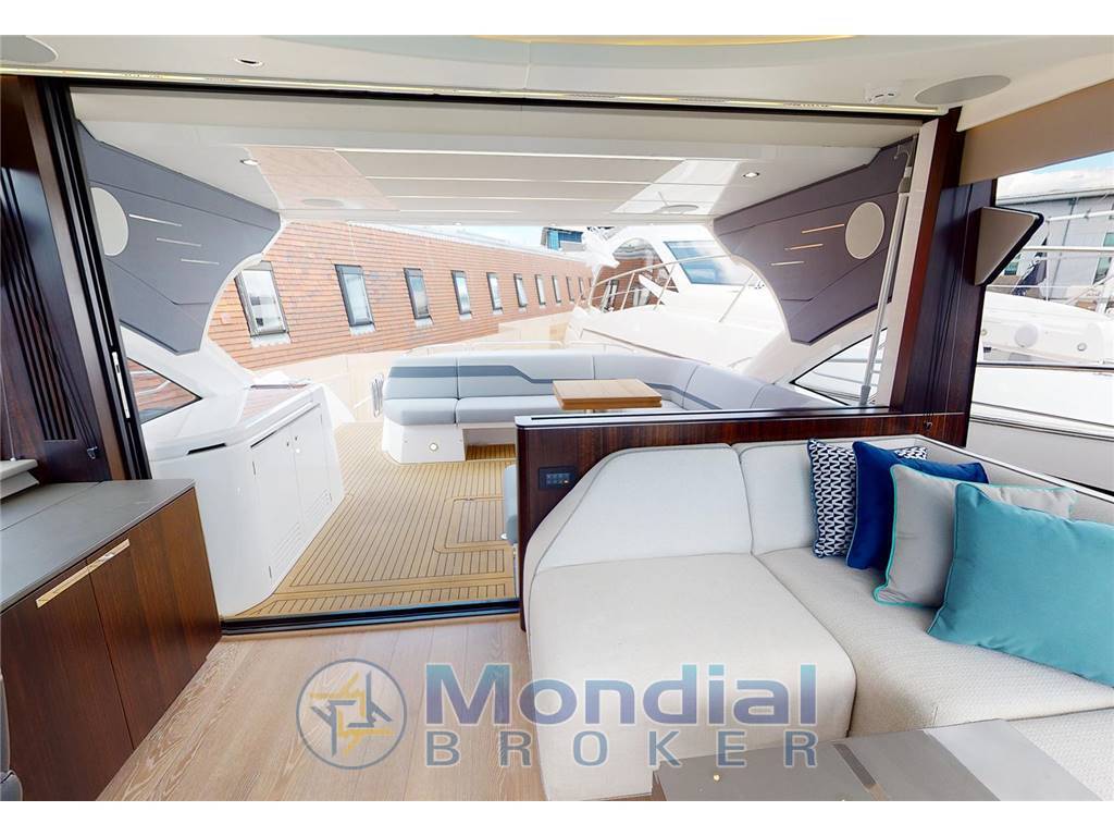 Sunseeker Predator 60 evo
