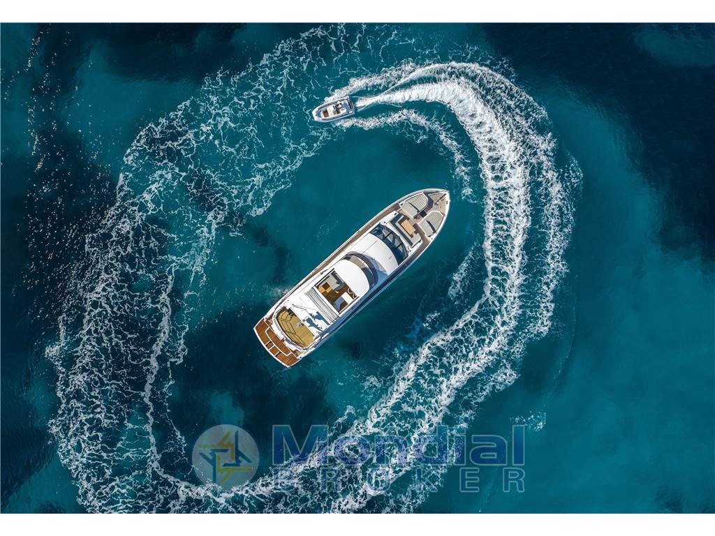 Sunseeker 76 yacht