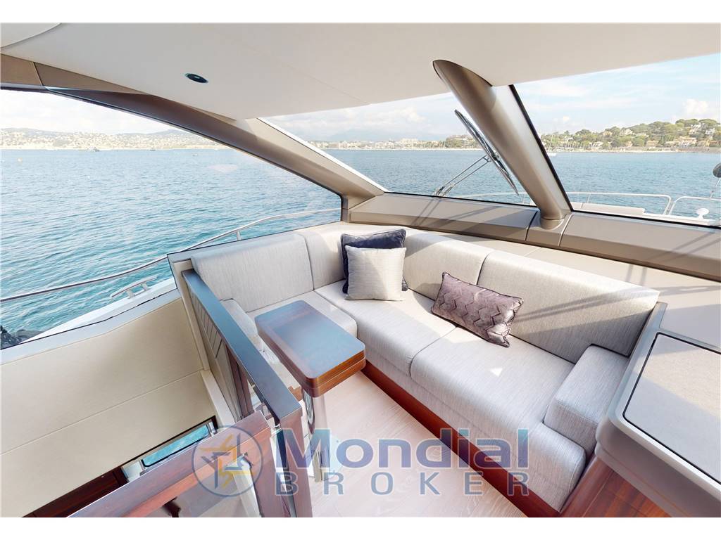 Sunseeker 76 yacht