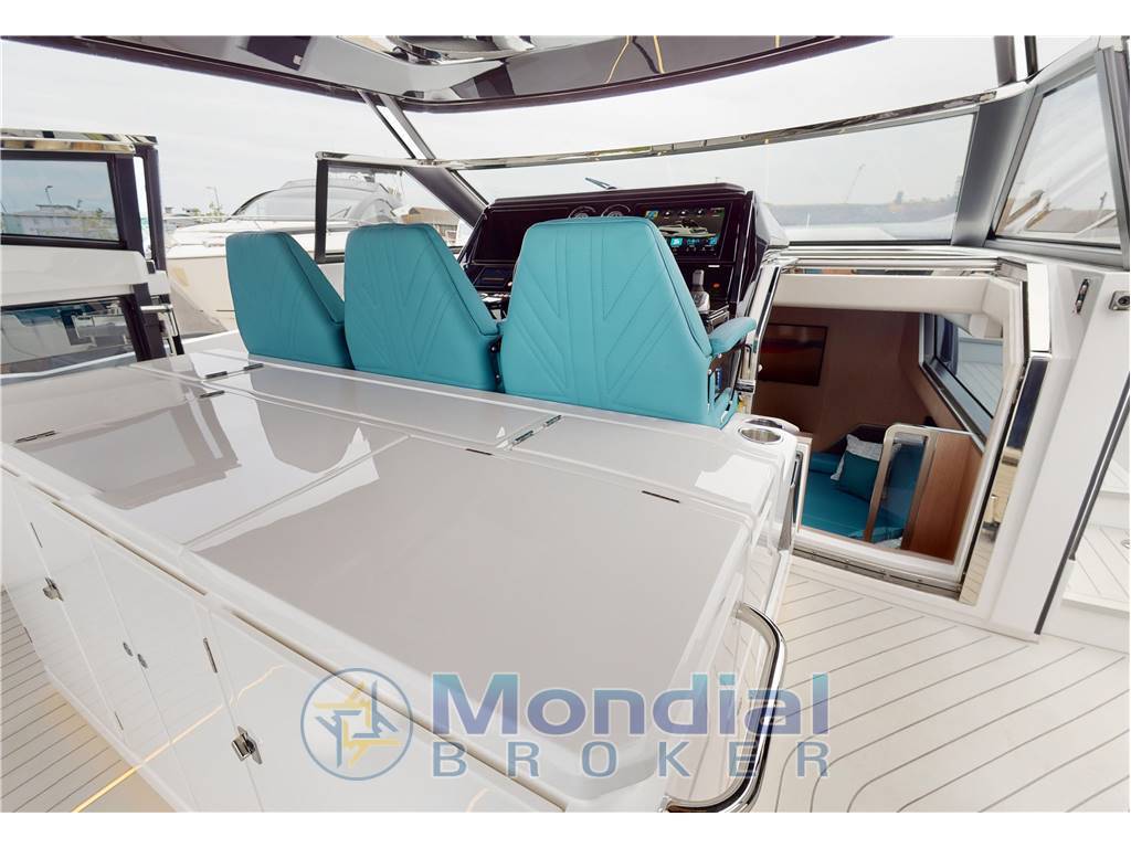Sunseeker Superhawk 55