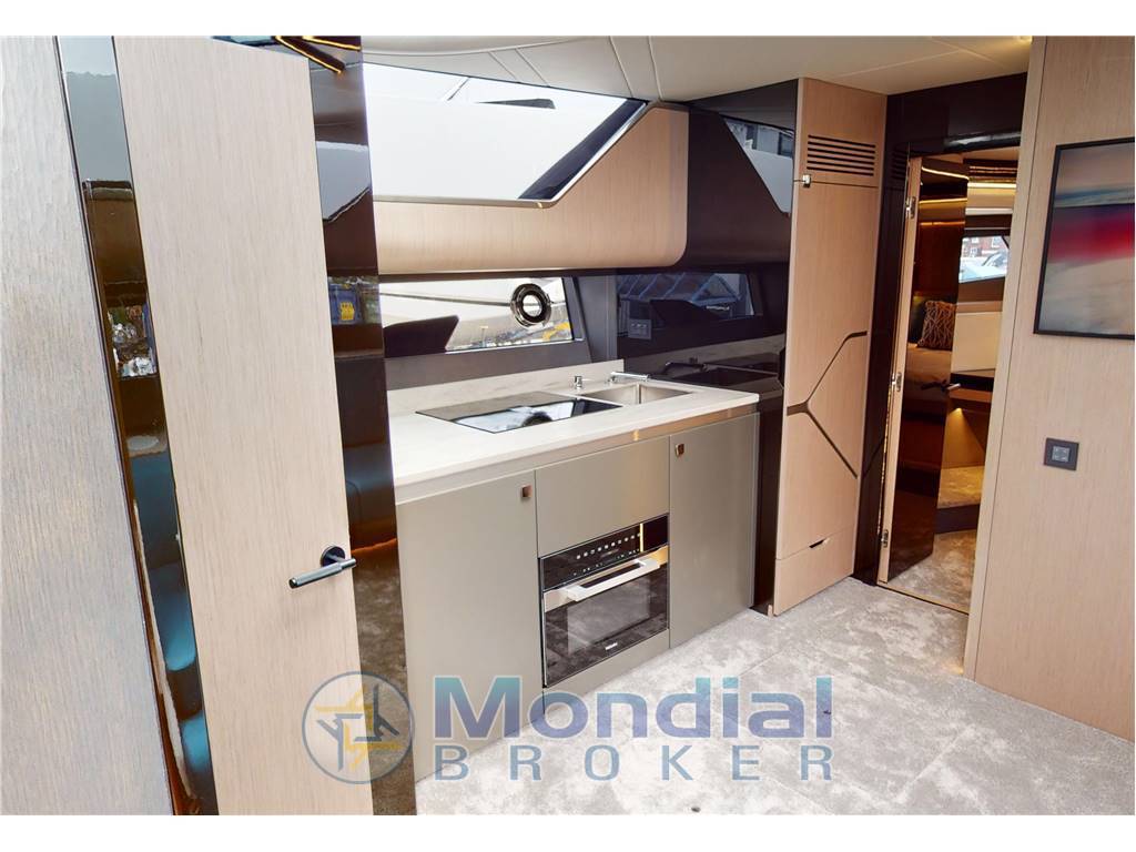 Sunseeker Superhawk 55