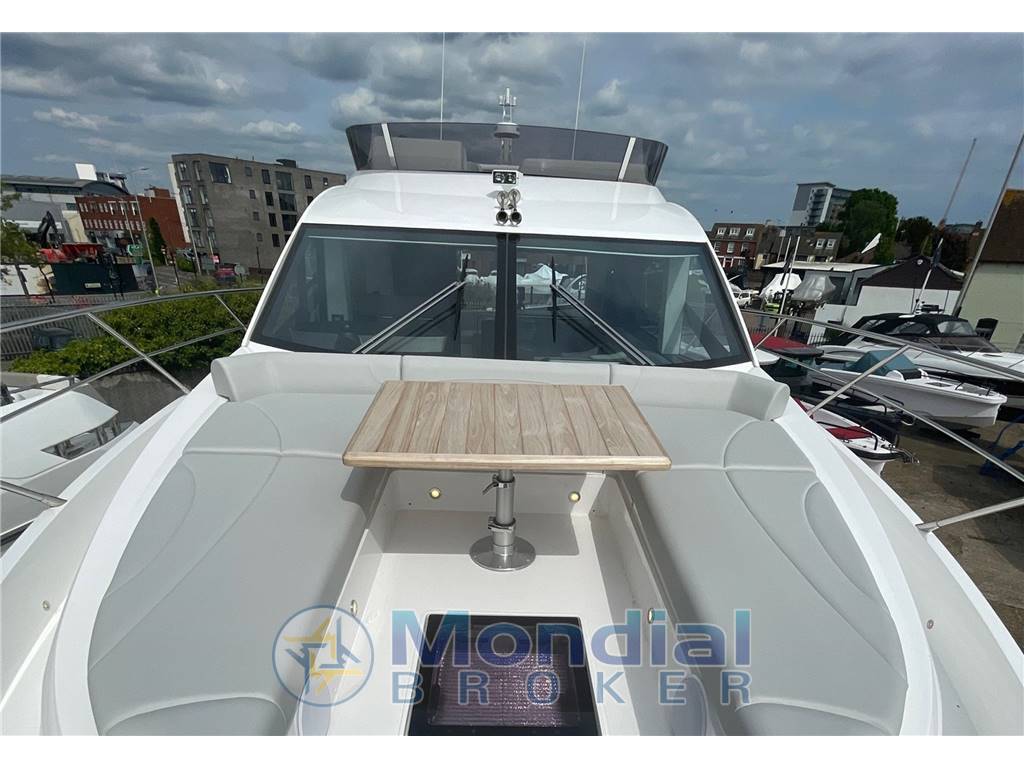 Sunseeker Manhattan 55