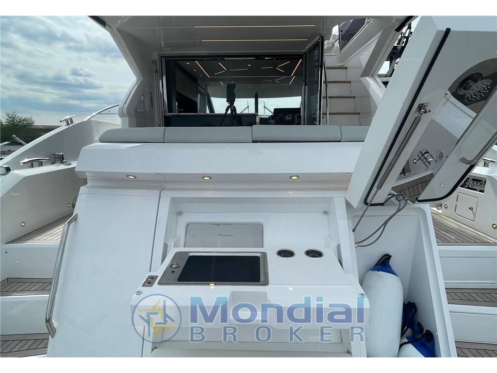 Sunseeker Manhattan 55