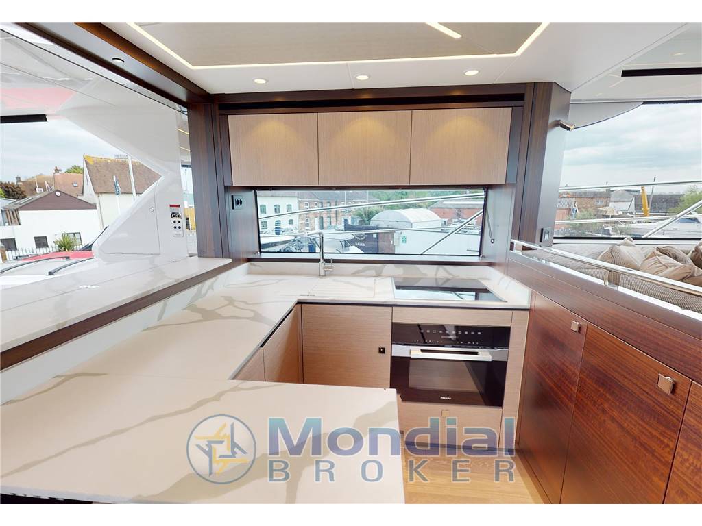 Sunseeker Manhattan 55