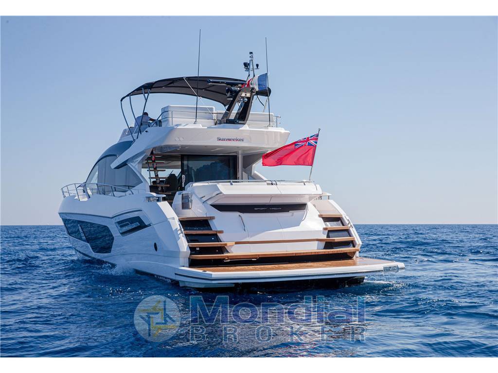 Sunseeker 75 sport yacht
