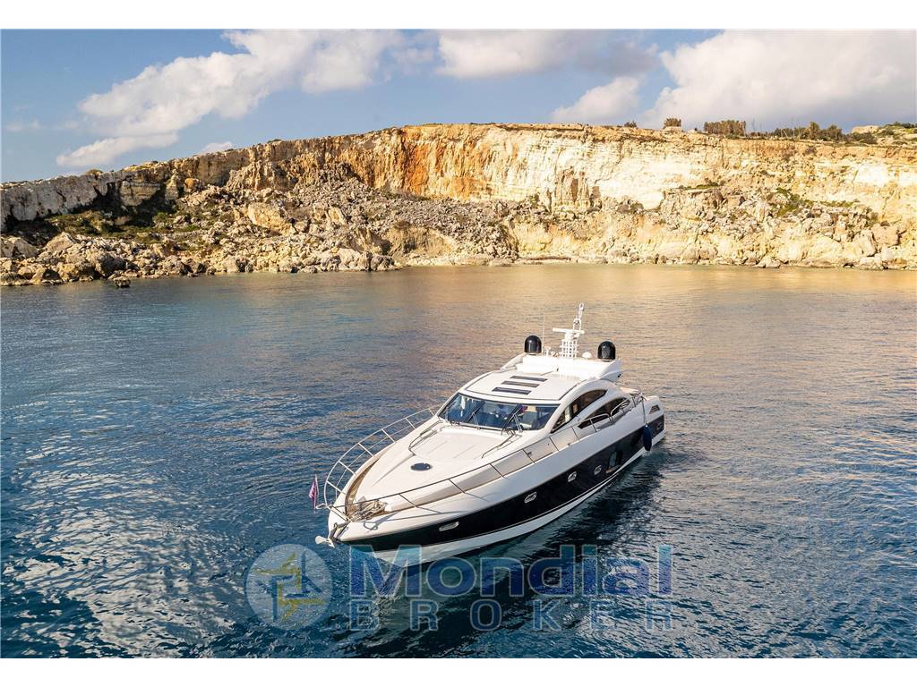 Sunseeker Predator 74