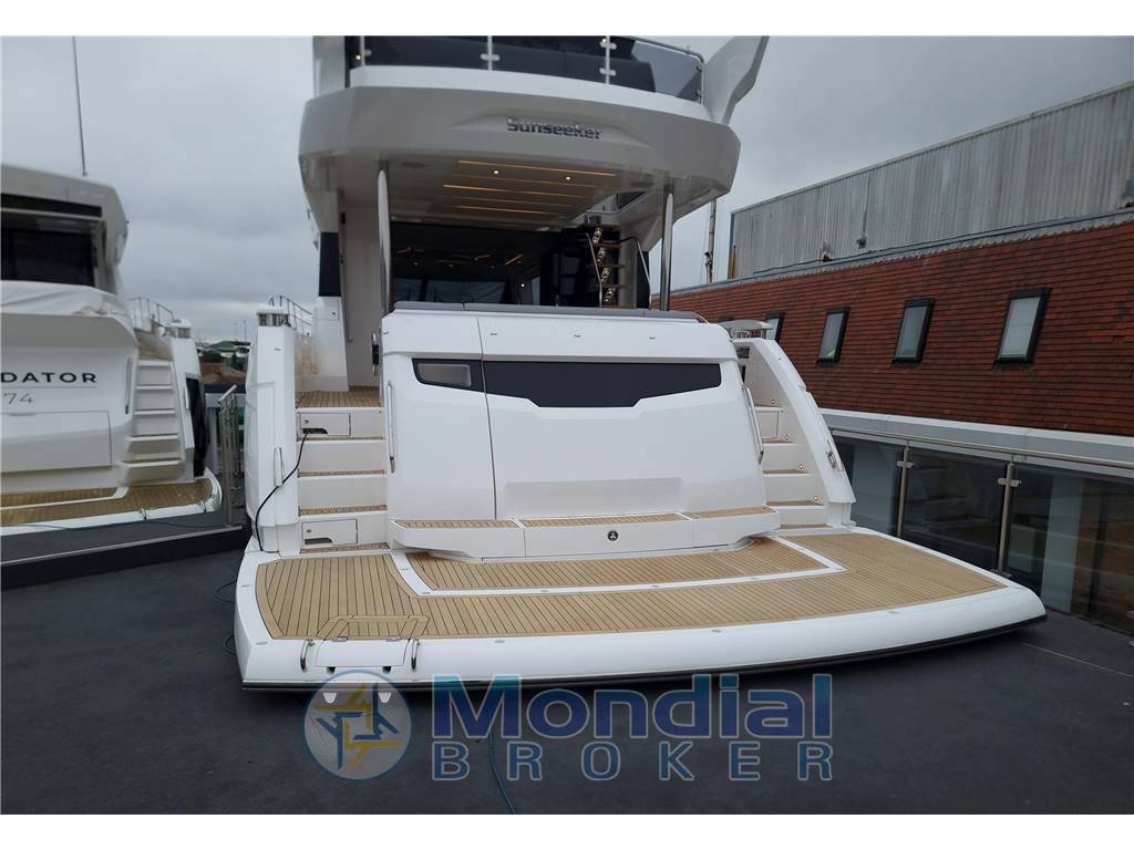 Sunseeker Manhattan 68