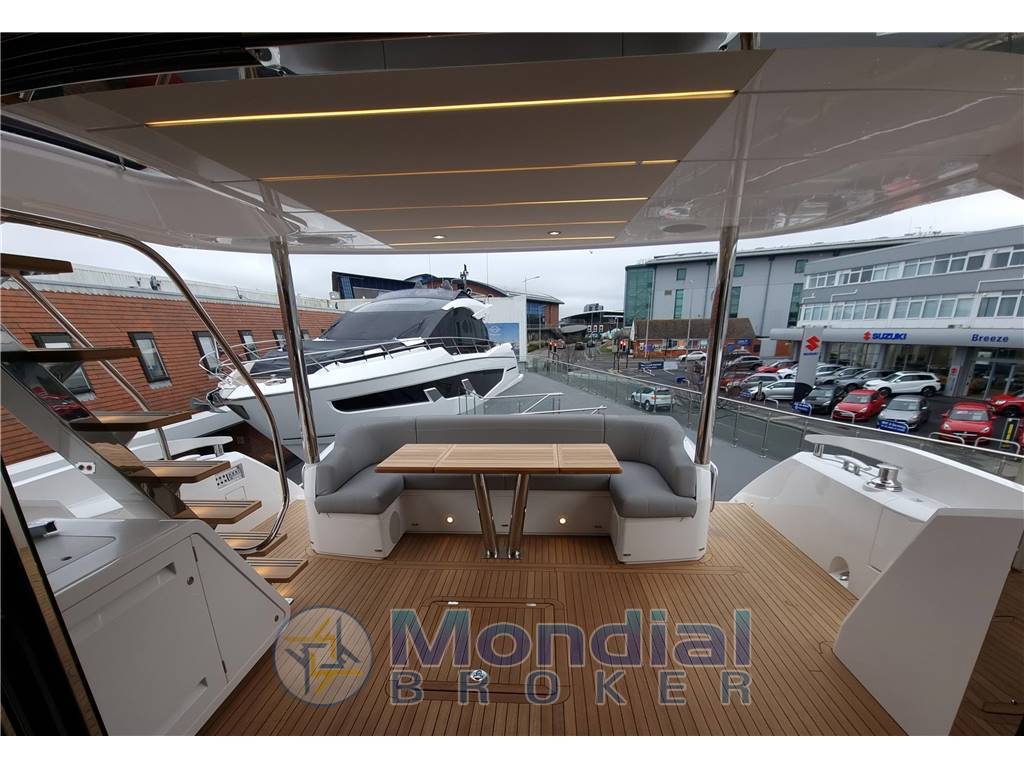 Sunseeker Manhattan 68