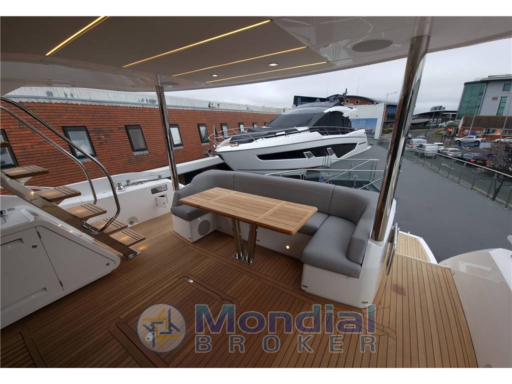 Sunseeker Manhattan 68