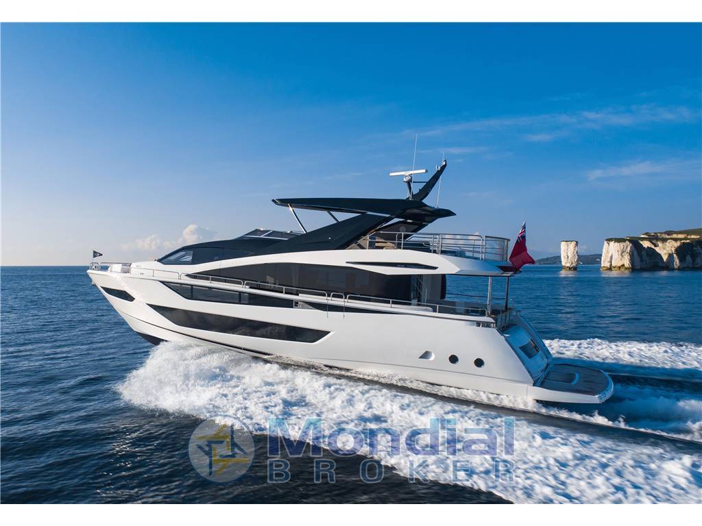 Sunseeker 88 yacht