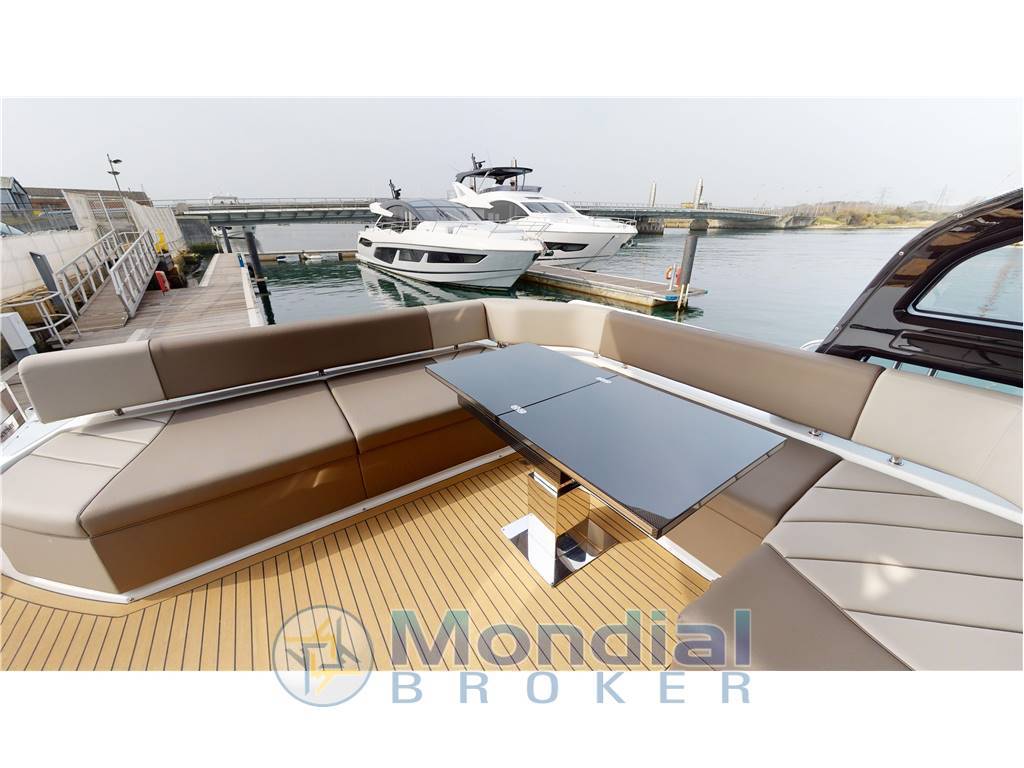 Sunseeker 65 sport yacht