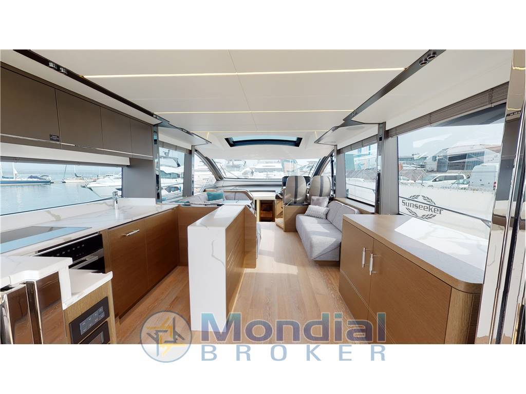 Sunseeker 65 sport yacht