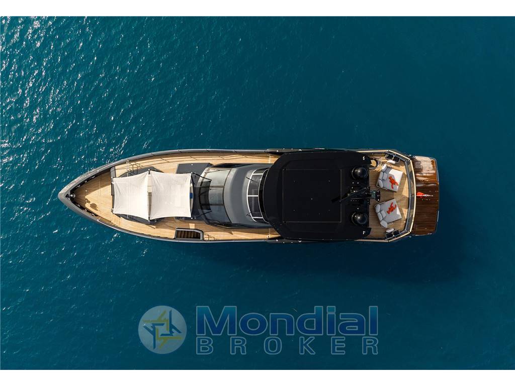 Sunseeker 100 yacht